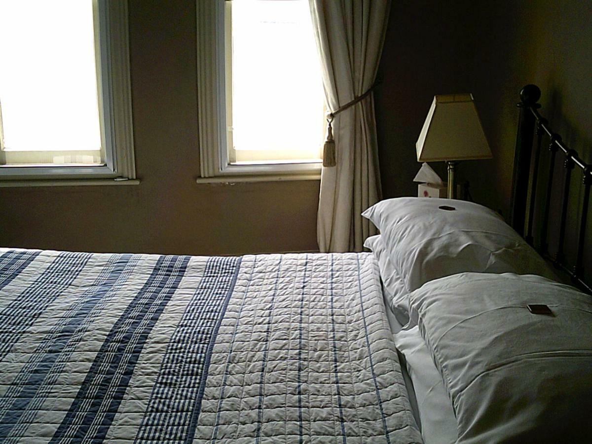Regency House Bed & Breakfast Walton-on-the-Naze Exterior photo
